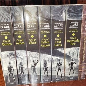 The Mortal Instruments Book Set